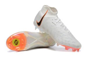 Nike Phantom Luna